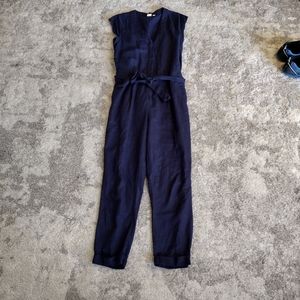Navy blue jumpsuit. Linen blend.